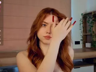 LynneAxtell's Live Sex Cam Show