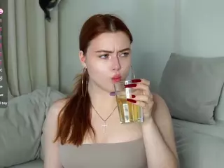 LynneAxtell's Live Sex Cam Show