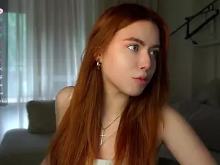 LynneAxtell's Live Sex Cam Show