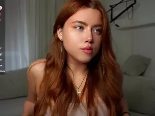 LynneAxtell's Live Sex Cam Show