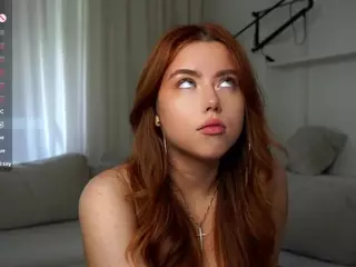 LynneAxtell's Live Sex Cam Show