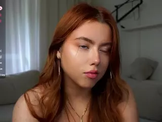LynneAxtell's Live Sex Cam Show
