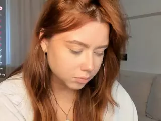 LynneAxtell's Live Sex Cam Show