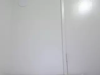 Queen Lola XXX's Live Sex Cam Show