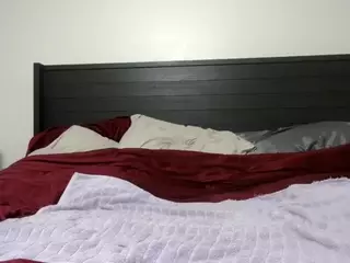 Queen Lola XXX's Live Sex Cam Show