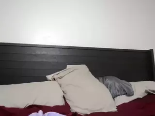 Queen Lola XXX's Live Sex Cam Show