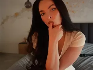 blaackvelvett's Live Sex Cam Show