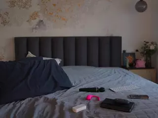 blaackvelvett's Live Sex Cam Show