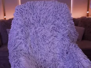 LovelyyLilu's Live Sex Cam Show
