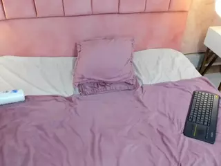 Magic-Selenaa's Live Sex Cam Show