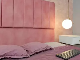 Magic-Selenaa's Live Sex Cam Show