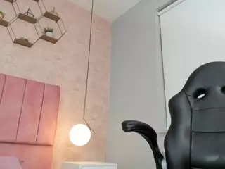 Magic-Selenaa's Live Sex Cam Show