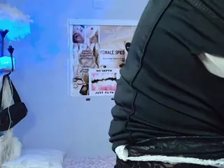 PieraVelvet's Live Sex Cam Show