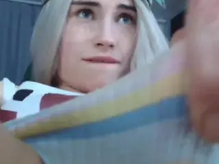 PieraVelvet's Live Sex Cam Show