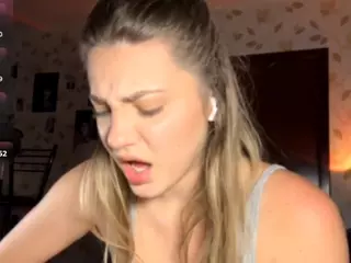 ChelseaDearborn's Live Sex Cam Show