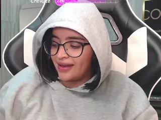 Clementine's Live Sex Cam Show