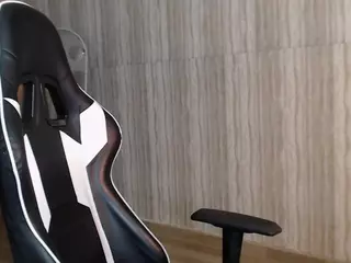 Clementine's Live Sex Cam Show