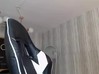 Clementine's Live Sex Cam Show