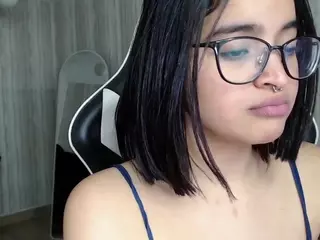 Clementine's Live Sex Cam Show