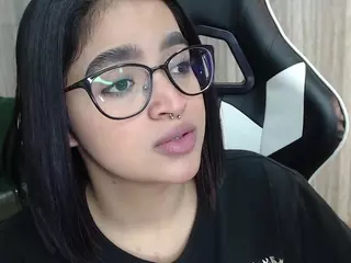 Clementine's Live Sex Cam Show