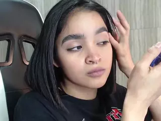 Clementine's Live Sex Cam Show