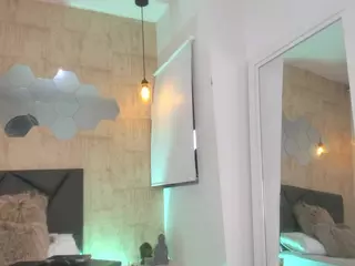 ValentiinaDiaz's Live Sex Cam Show