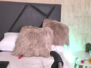 ValentiinaDiaz's Live Sex Cam Show