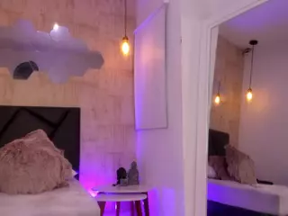 ValentiinaDiaz's Live Sex Cam Show