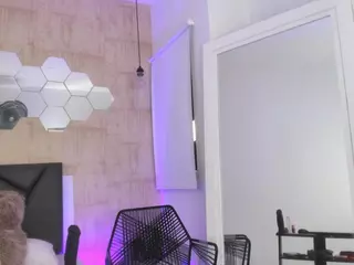 ValentiinaDiaz's Live Sex Cam Show
