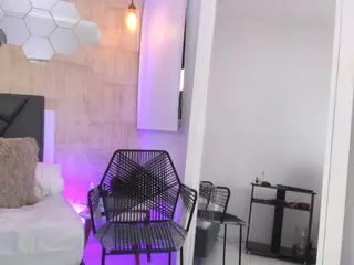 ValentiinaDiaz's Live Sex Cam Show