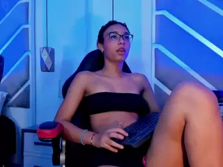 valkiraa's Live Sex Cam Show