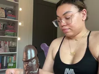 Zahra Bliss's Live Sex Cam Show