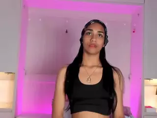 AnaihCollins's Live Sex Cam Show