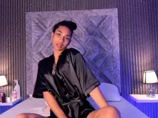 AnaihCollins's Live Sex Cam Show