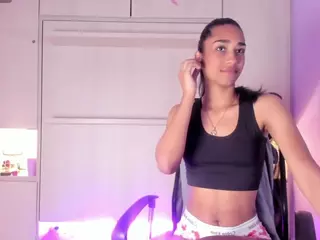 AnaihCollins's Live Sex Cam Show