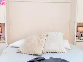 AnaihCollins's Live Sex Cam Show