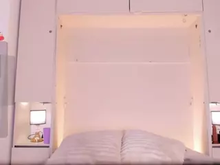 AnaihCollins's Live Sex Cam Show