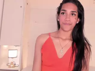 AnaihCollins's Live Sex Cam Show