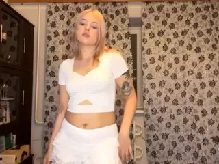 EleneFulwood's Live Sex Cam Show