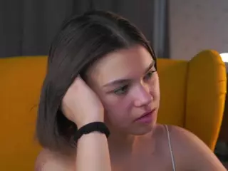 MaeBeale's Live Sex Cam Show