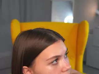 MaeBeale's Live Sex Cam Show