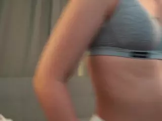 MaeBeale's Live Sex Cam Show