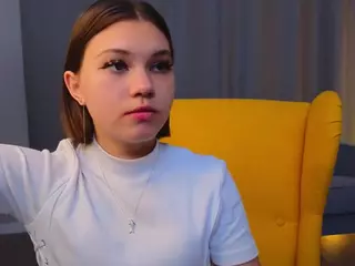 MaeBeale's Live Sex Cam Show