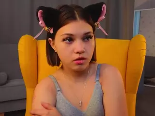 MaeBeale's Live Sex Cam Show