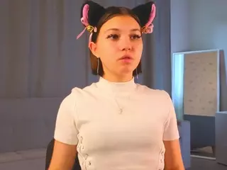 MaeBeale's Live Sex Cam Show