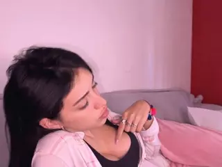 JadeMirage's Live Sex Cam Show
