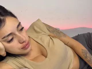 JadeMirage's Live Sex Cam Show