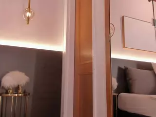 Laura Beaumont's Live Sex Cam Show