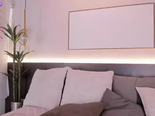 Laura Beaumont's Live Sex Cam Show