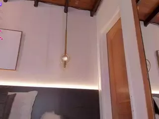 Laura Beaumont's Live Sex Cam Show